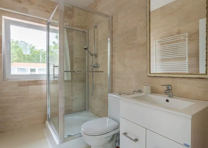 Konukevi Casa De Mare 3*