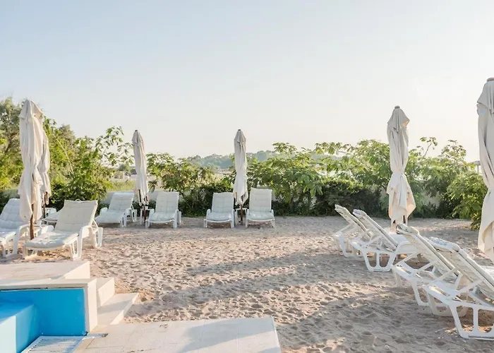 Konukevi Casa De Mare 3*