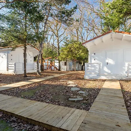 Guest house Casa De Mare 3*